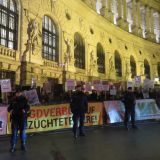 Demo zum Jägerball: 100 AktivistInnen fordern ein Ende der Gatterjagd!